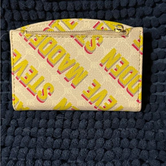 Steve Madden Beige and Yellow Wallet - Picture 2 of 5